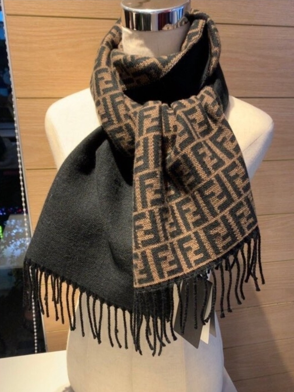 Reversible Brown and Black Scarf